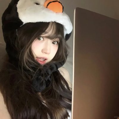 美女荒野逃亡